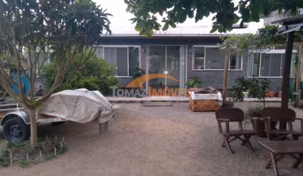 Casa com 2 quartos à venda na Araçatuba, 1, Araçatuba, Imbituba, 173 m2 por R$ 583.000