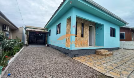Casa com 3 quartos à venda na Vila Santo Antonio, 21, Vila Santo Antônio, Imbituba, 120 m2 por R$ 450.000