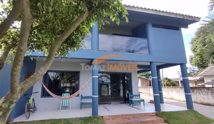 Casa com 2 quartos à venda na Guaiuba, 2, Guaiuba, Imbituba, 206 m2 por R$ 750.000