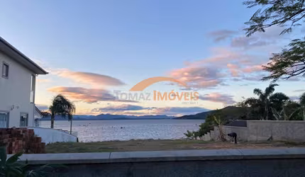 Terreno à venda na Guaiuba, 9, Guaiuba, Imbituba por R$ 850.000
