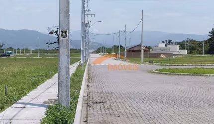 Terreno à venda na Vila Nova, 3, Vila Nova, Imbituba por R$ 200.000