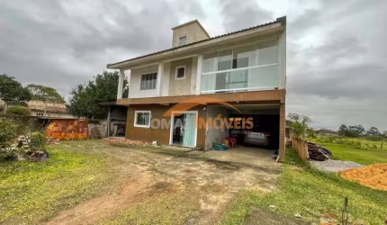 Casa com 2 quartos à venda na Hilda Nunes de Oliveira, 578, Guaiuba, Imbituba, 280 m2 por R$ 375.000