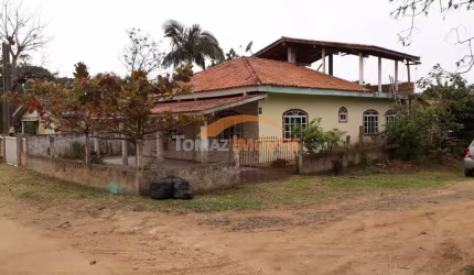 Casa com 2 quartos à venda na São Tomás, 1, São Tomás, Imbituba, 180 m2 por R$ 415.000
