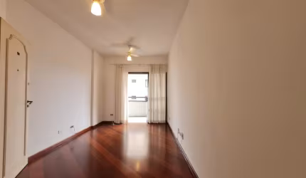 Apartametno de 1 quarto, 2 banheiros , 2 quadras da Praia na Pompeia em Santos/SP.