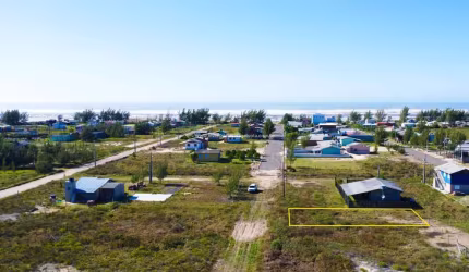 Terreno à venda, 300 m² por R$ 80.000,00 - Tropical - Balneário Gaivota/SC