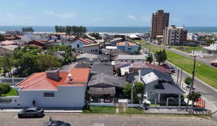 Casa com 2 dormitórios à venda, 50 m² por R$ 240.000,00 - Centro - Balneário Gaivota/SC