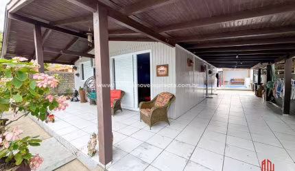 Casa com 2 dormitórios à venda, 100 m² por R$ 570.000,00 - Centro - Balneário Gaivota/SC