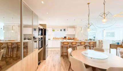 Apartamento com 4 suítes, 3 vagas, Quadra Mar  - Centro - Itapema/SC