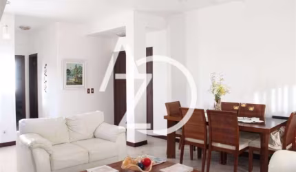 Casa com 5 quartos, pisicna - Maravista - Niterói/RJ
