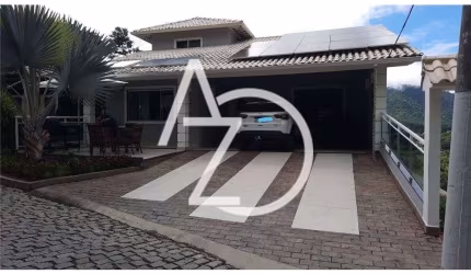 Casa condomínio de 4 quartos, 3 suítes, sala de cinema, no Ubá II - Itaipu - Niterói/RJ