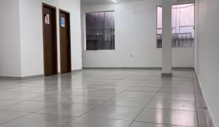 SALAS COMERCIAIS DE 12 MT² Á 53 MT²
