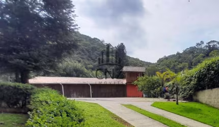 Terreno à venda em Brusque-SC, bairro Poço Fundo, 1.204,00 m² de área! Aproveite essa oportunidade única!