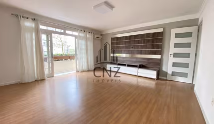 Imperdível! Apartamento de 3 quartos no Centro de Brusque-SC, com suíte, 2 salas, 3 banheiros, 2 vagas de garagem e 150m². Venha conferir!