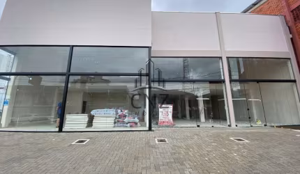 Alugue agora: Sala Comercial de 262,20m² com 3 banheiros no Centro I de Brusque-SC!