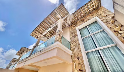 Casa Duplex em condomínio à venda na Lagoa Redonda de 165m² por R$ 750.000