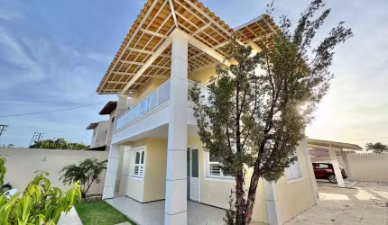 Casa Duplex à venda na Sapiranga de 211m² e 4 suítes por R$ 890.000