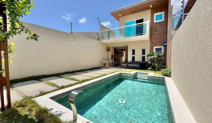 Casa Duplex com piscina na Cidade dos Funcionários com 149m² por R$879.000
