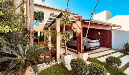 Casa com 3 quartos à venda na Rua Senador Alberto Pasqualine, 84, Estreito, Florianópolis por R$ 1.300.000