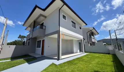 Casa com 3 quartos à venda na Jacinto Manoel do Nascimento, 1, Potecas, São José por R$ 590.000