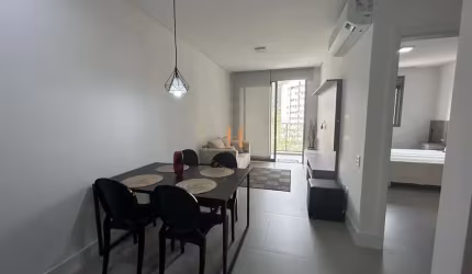 Apartamento com 2 quartos à venda na Rua João Pio Duarte Silva, 1630, Córrego Grande, Florianópolis por R$ 950.000