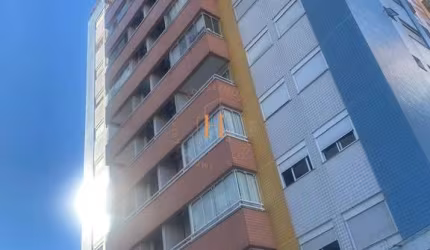 Apartamento com 3 quartos à venda na Rua Cristóvão Nunes Pires, 180, Centro, Florianópolis por R$ 1.300.000