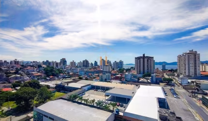 Apartamento com 3 quartos à venda na Rua Santos Saraiva, 752, Estreito, Florianópolis por R$ 1.650.000