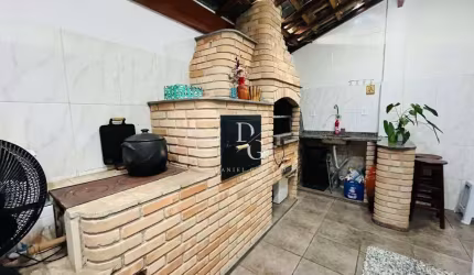 Sobrado com 3 dormitórios à venda, 174 m² por R$ 415.000,00 - Parque São Cristóvão - Taubaté/SP