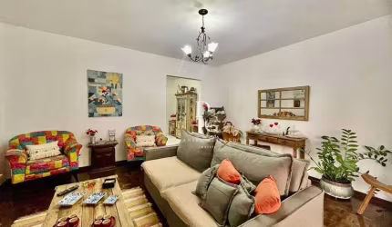 Casa com 3 dormitórios à venda, 198 m² por R$ 650.000,00 - Independência - Taubaté/SP