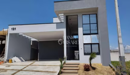 Casa à venda, 151 m² por R$ 750.000,00 - Vale dos Cristais - Taubaté/SP