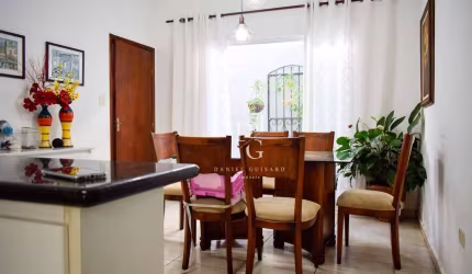 Casa com 3 dormitórios à venda, 250 m² por R$ 563.000,00 - Jardim Oasis - Taubaté/SP