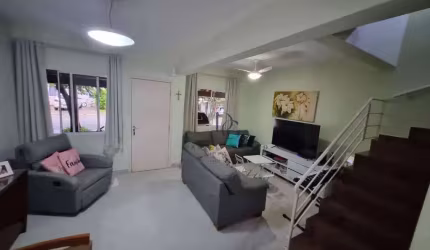 Sobrado com 3 dormitórios à venda, 110 m² por R$ 585.000 - Village Tempus - Taubaté/SP