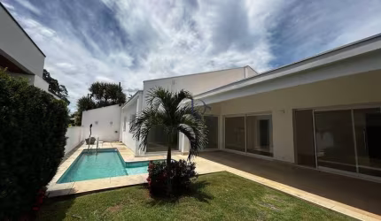 Casa com 3 dormitórios, 299 m² - venda por R$ 1.800.000 ou aluguel por R$ 8.080/mês - Condomínio Colonial Village I - Pindamonhangaba/SP