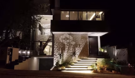 CASA ALTO PADRÃO CONDOMÍNIO FECHADO PÉ NA AREIA NO ESTALEIRO