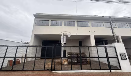 Barracão / Galpão / Depósito para alugar na Rua Augusto Guerino, 950, Portal de Versalhes 1, Londrina por R$ 10.000
