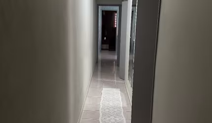 Linda casa com móveis planejados no Parque  interlagos