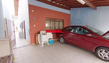 Belíssima casa no residencial Vista Linda