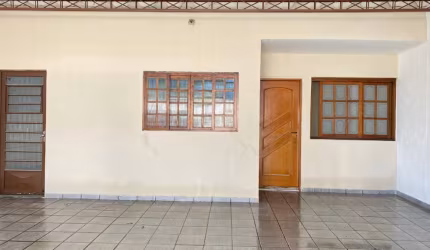 Inda casa , reformada no 31 de março