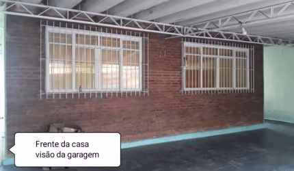 Casa com edícula assobradada com 2 dormitórios