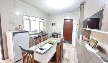 Sobrado à venda, 206 m² por R$ 550.000,00 - Jardim Guapituba - Mauá/SP