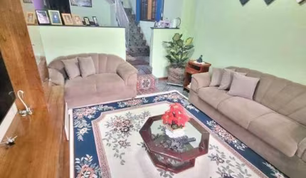 Sobrado com 4 dormitórios à venda, 241 m²  Jardim Guapituba - Mauá/SP