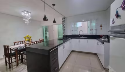 Casa à venda, 143 m² por R$ 640.000,00 - Vila Noêmia - Mauá/SP