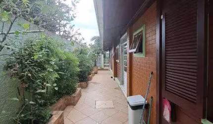 Casa com 5 dormitórios à venda, 360 m² por  - Vila São Francisco - Mauá/SP