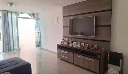 Casa com 3 dormitórios à venda, 241 m² por R$ 750.000,00 - Parque das Américas - Mauá/SP