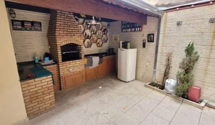 Sobrado com 3 dormitórios à venda, 194 m² - Vila Independência - Mauá/SP