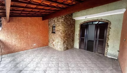 Sobrado com 3 dormitórios à venda, 195 m² por R$ 730.000,00 - Parque São Vicente - Mauá/SP