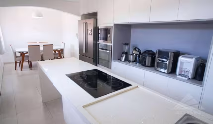 Sobrado com 3 dormitórios à venda, 270 m² por R$ 1.007.000,00 - Jardim Maringá - Mauá/SP