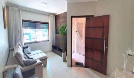 Sobrado com 3 dormitórios à venda, 174 m² por R$ 860.000,00 - Vila Apiaí - Santo André/SP