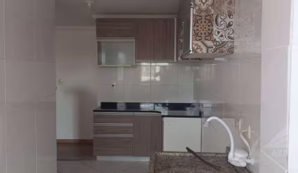 Apartamento com 3 dormitórios, 82 m² -