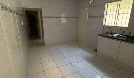 Casa com 2 dormitórios para alugar, 100 m² por R$ 2.600,00/mês - Jardim Santo Antônio - Santo André/SP