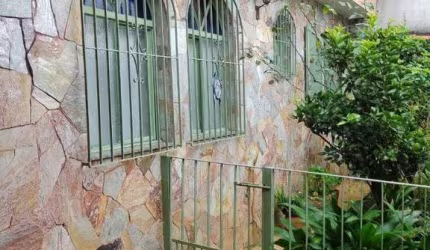 Casa com 3 dormitórios para alugar, 120 m² por R$ 3.449,00/mês - Jardim Guapituba - Mauá/SP